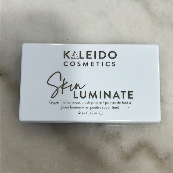 Kaleido Cosmetics Skin Luminate Blush Palette - Picture 3 of 4